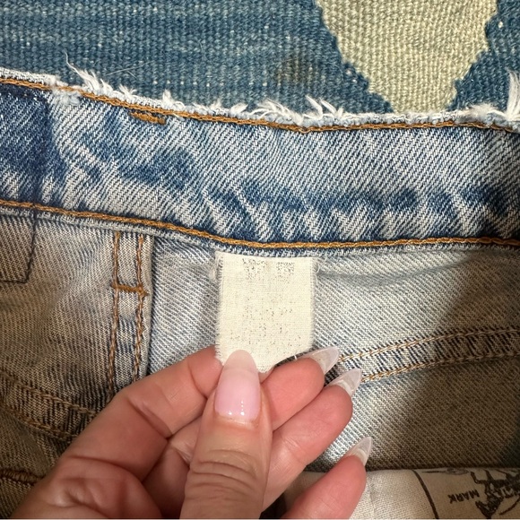 Vintage Levi’s 512 Jeans with Perfect Natural Wear - Picture 12 of 16